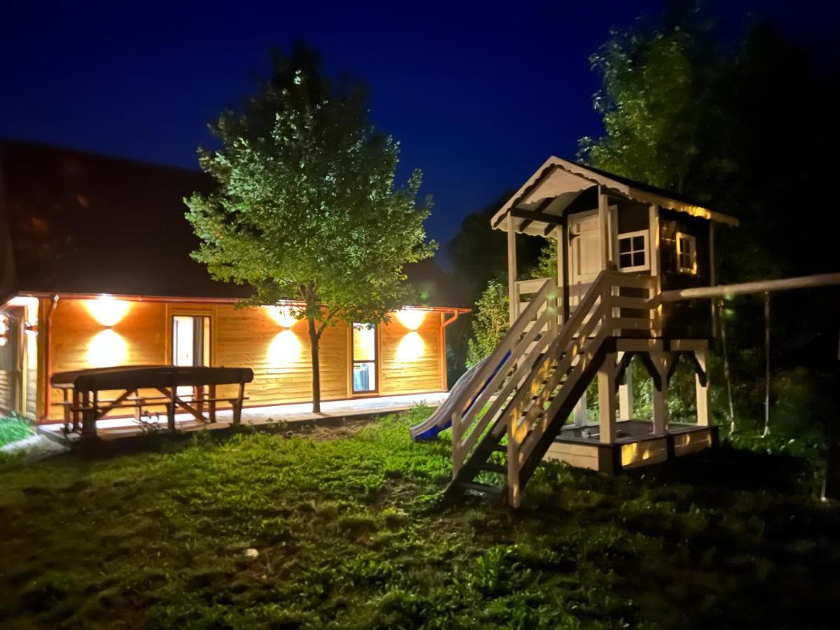 Pokoj 6 Osobowy Guciow Roztocze Apartment Exterior photo